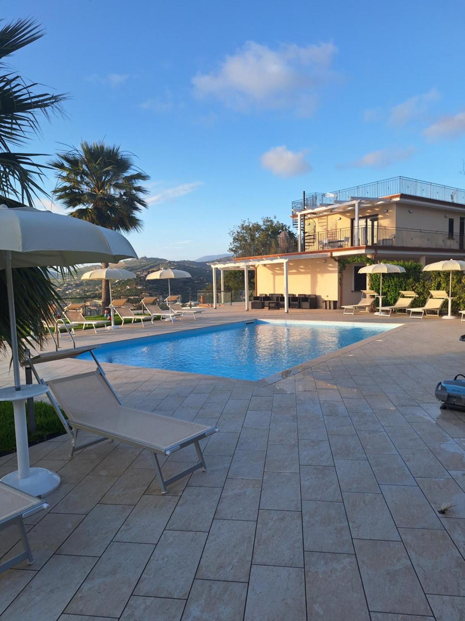 Country House Marj & Jo Resort Agropoli Exteriör bild