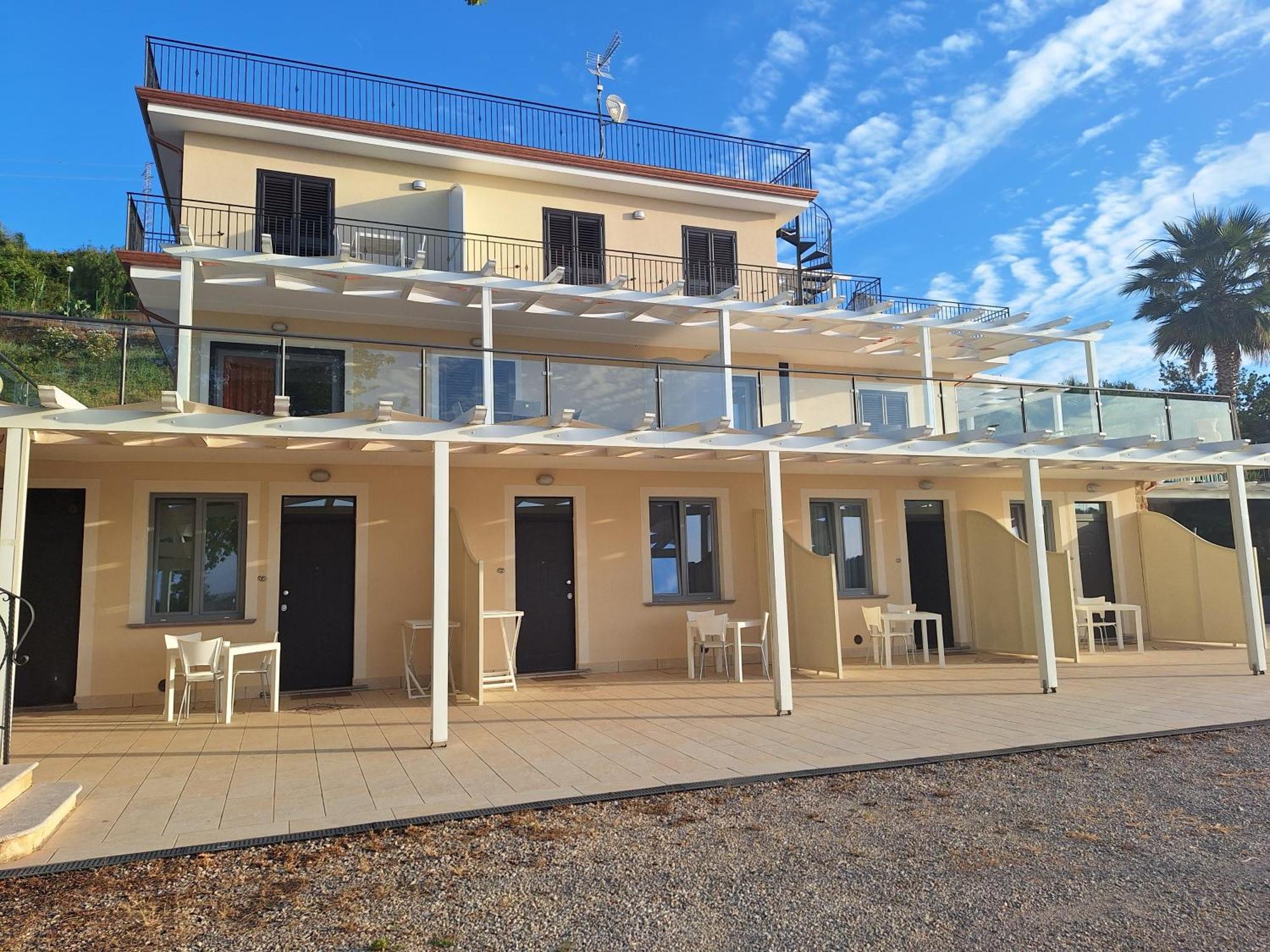 Country House Marj & Jo Resort Agropoli Exteriör bild