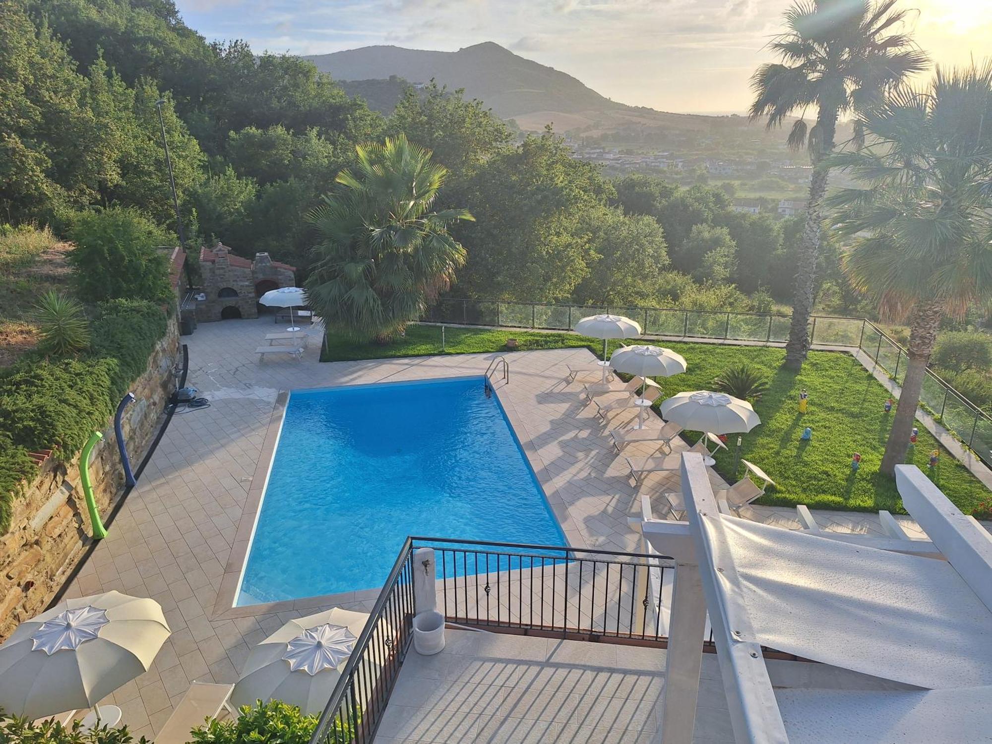 Country House Marj & Jo Resort Agropoli Exteriör bild