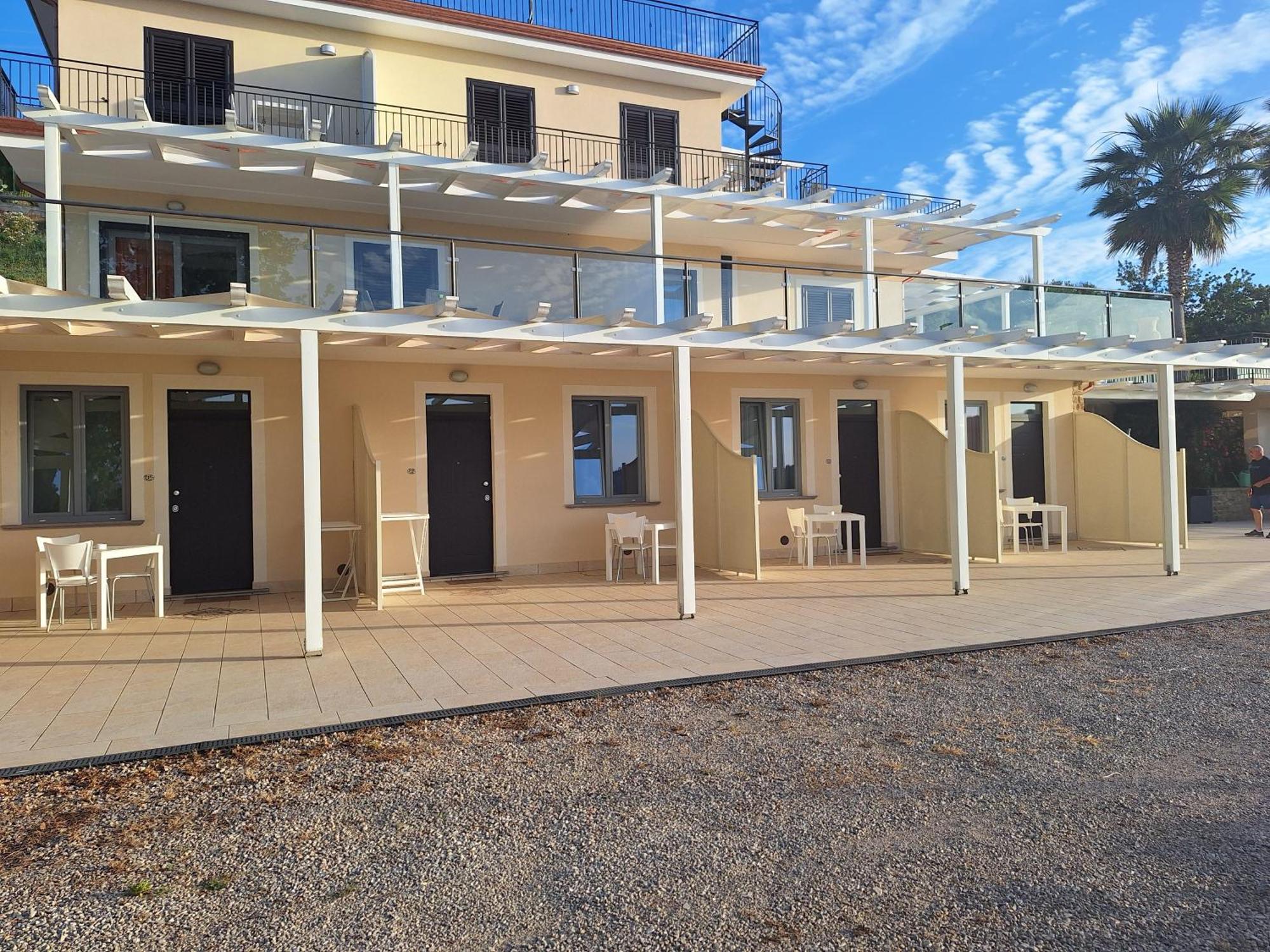 Country House Marj & Jo Resort Agropoli Exteriör bild