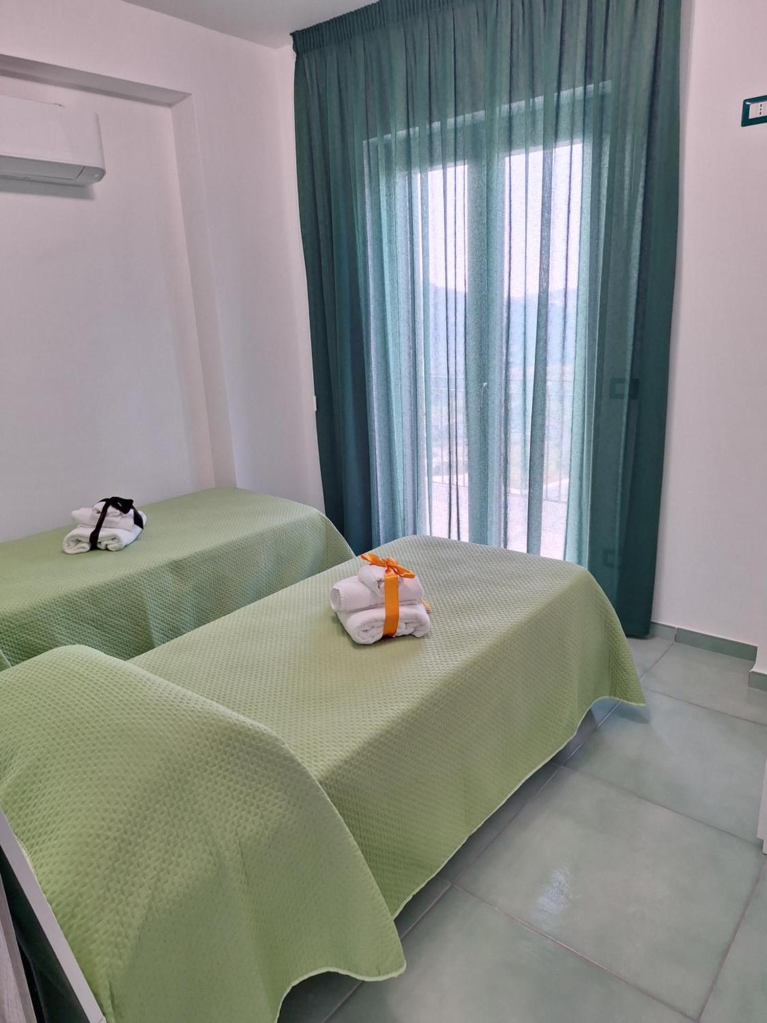 Country House Marj & Jo Resort Agropoli Exteriör bild
